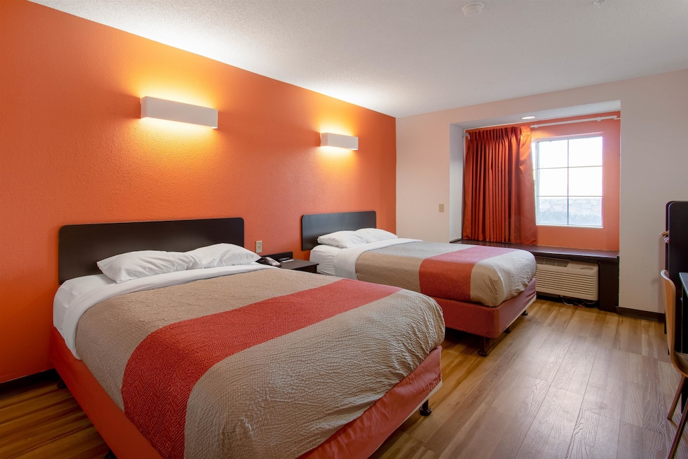 Motel6 El Paso, TX - Southeast 12/45
