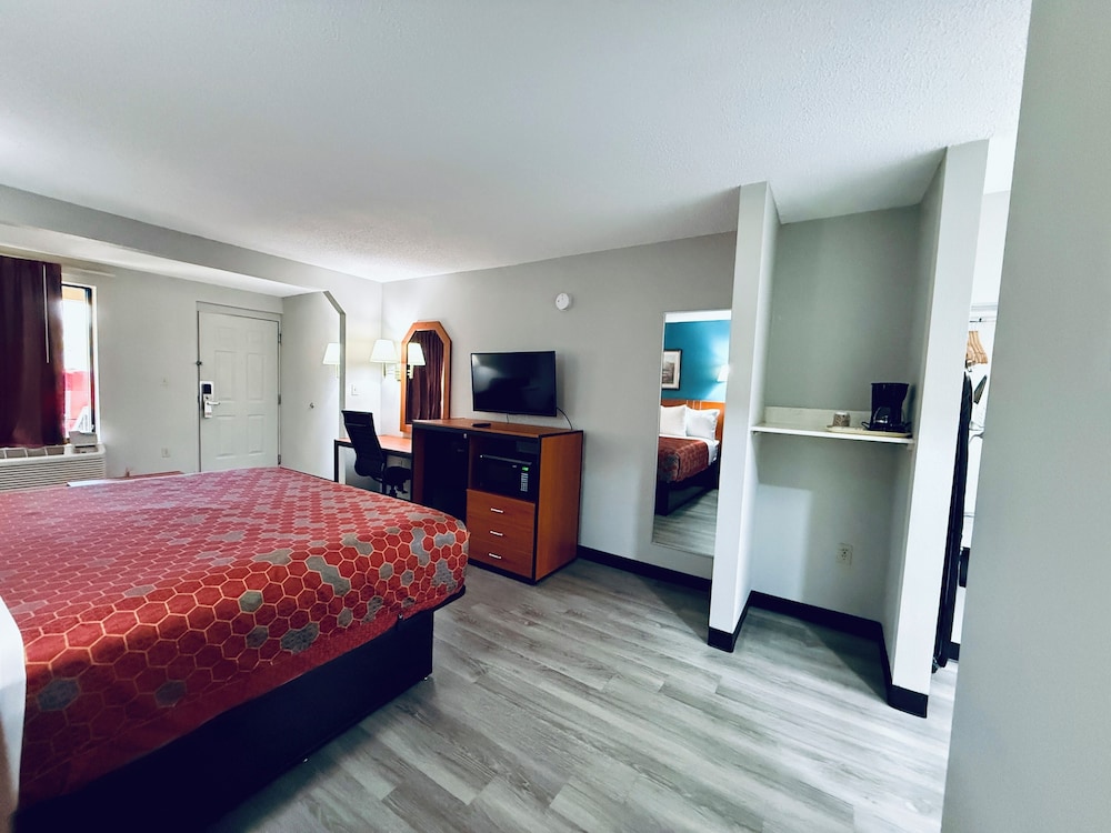 Standard, King Bed