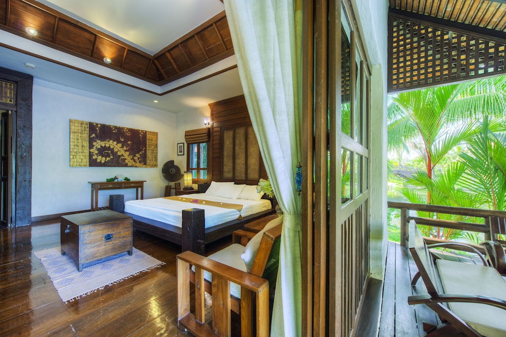 Horizon Village And Resort 53/72