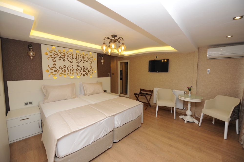 SUPERIOR, DOUBLE BED
