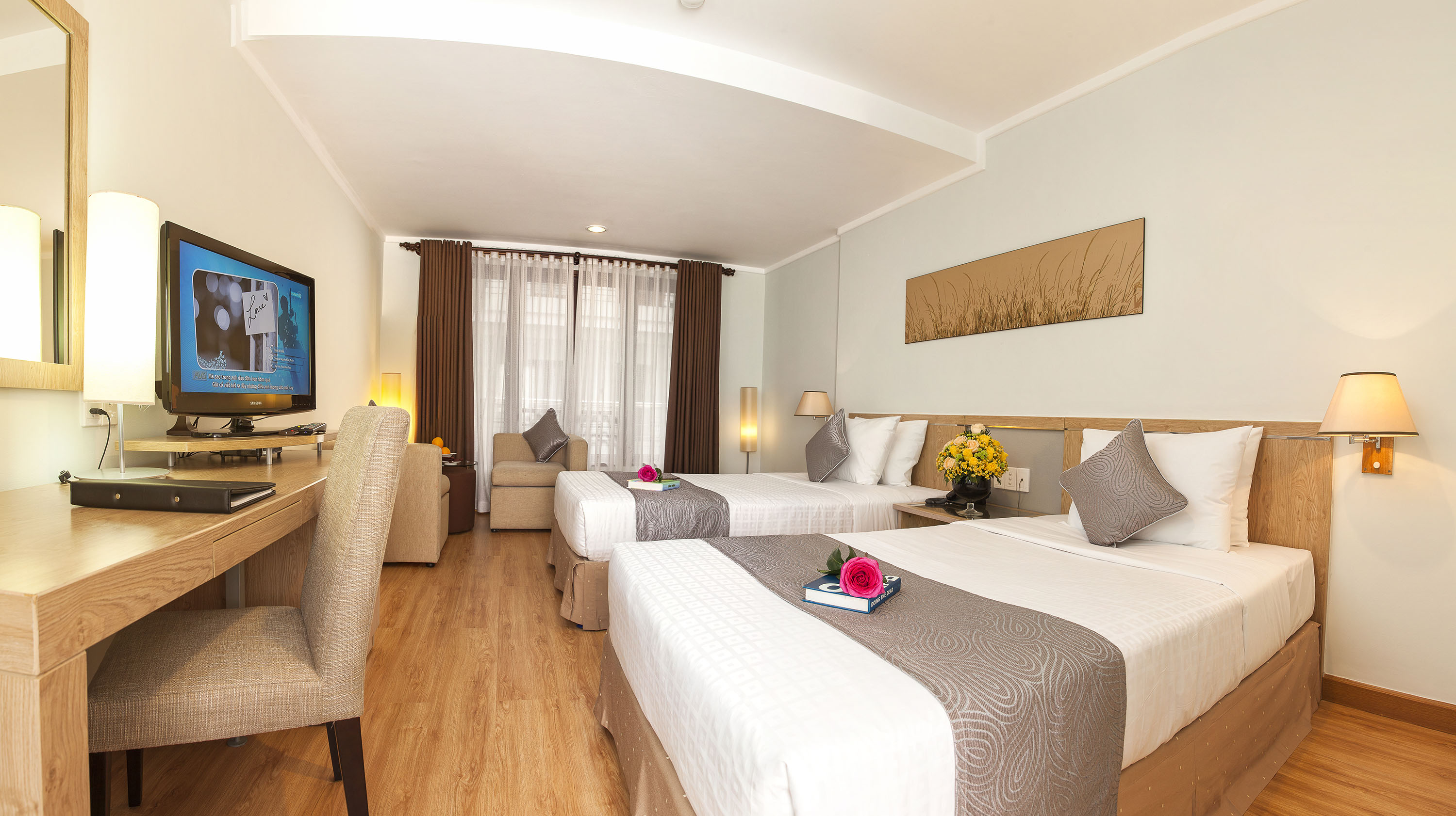 DELUXE, TWIN BEDS, PARK VIEW
