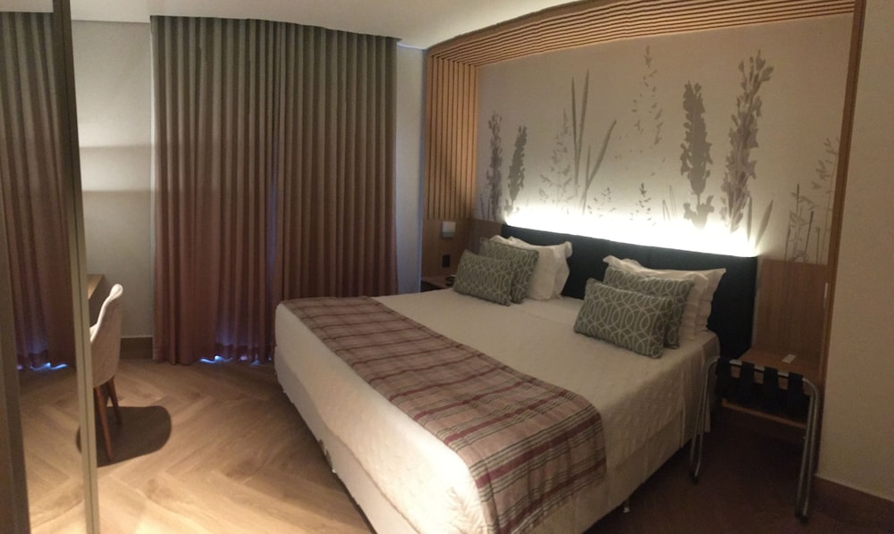 HOTEL ESTORIL 19/73