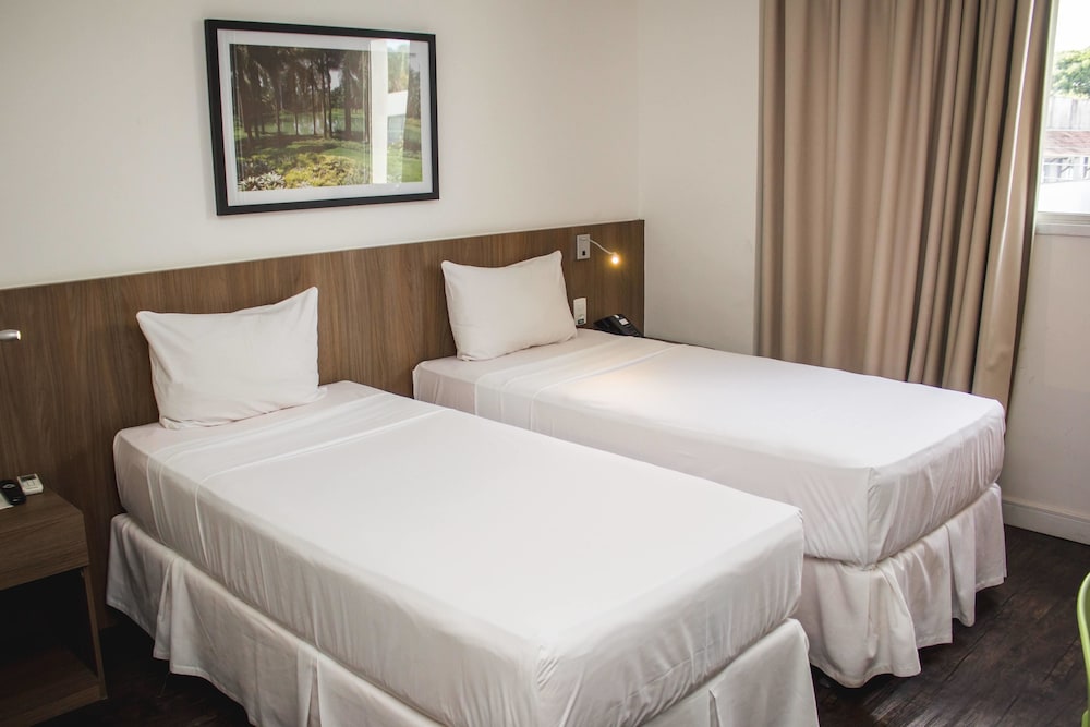 SUPERIOR, TWIN BEDS