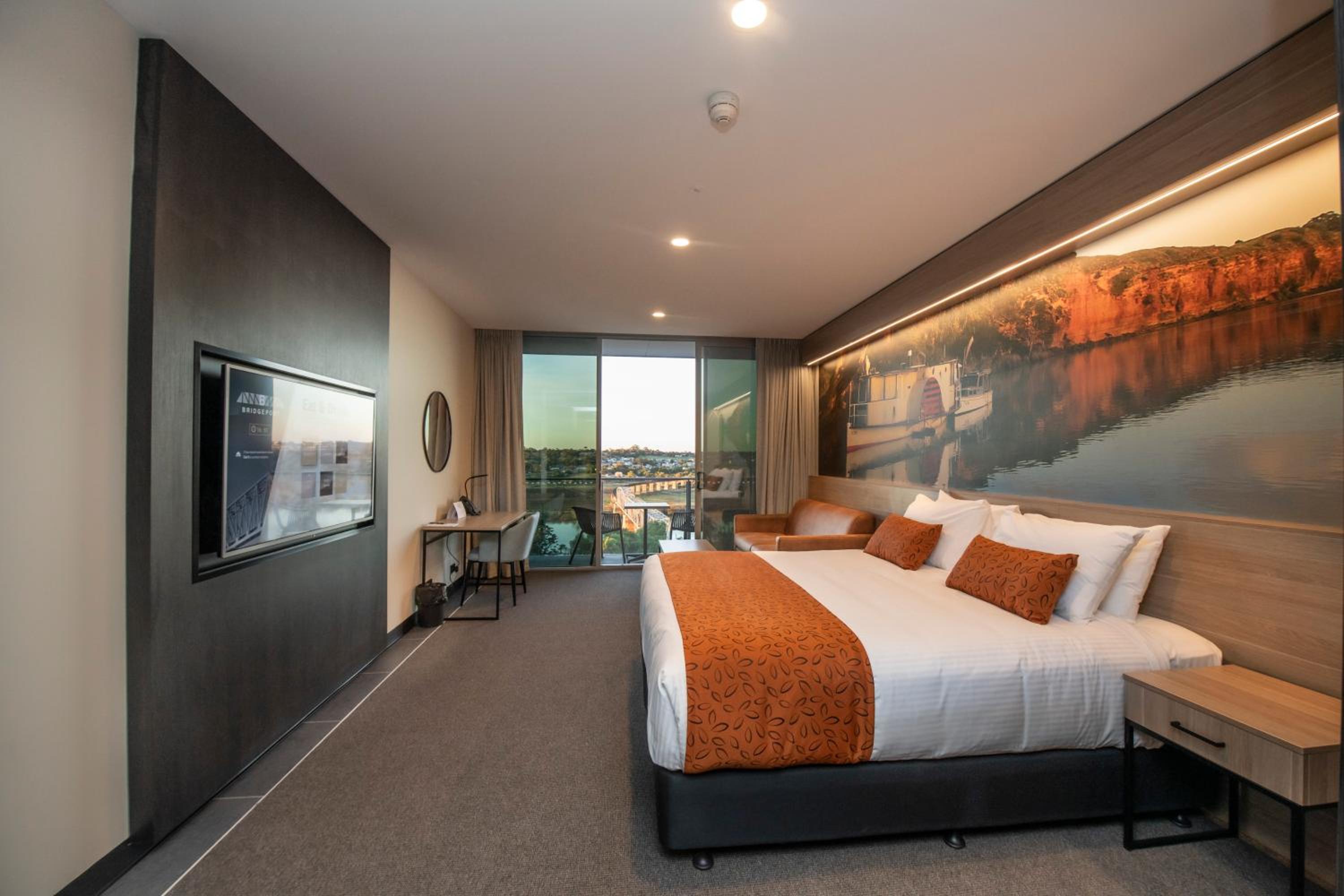 Suite, King Bed, Riverside, Balcony