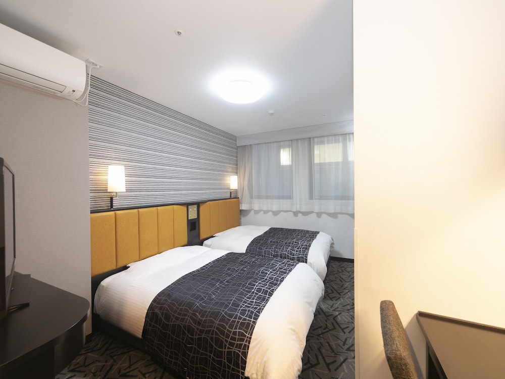 Apa Hotel Himeji Ekikita 12/62