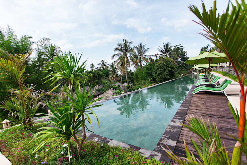 Kebun Villas and Resort 40/50