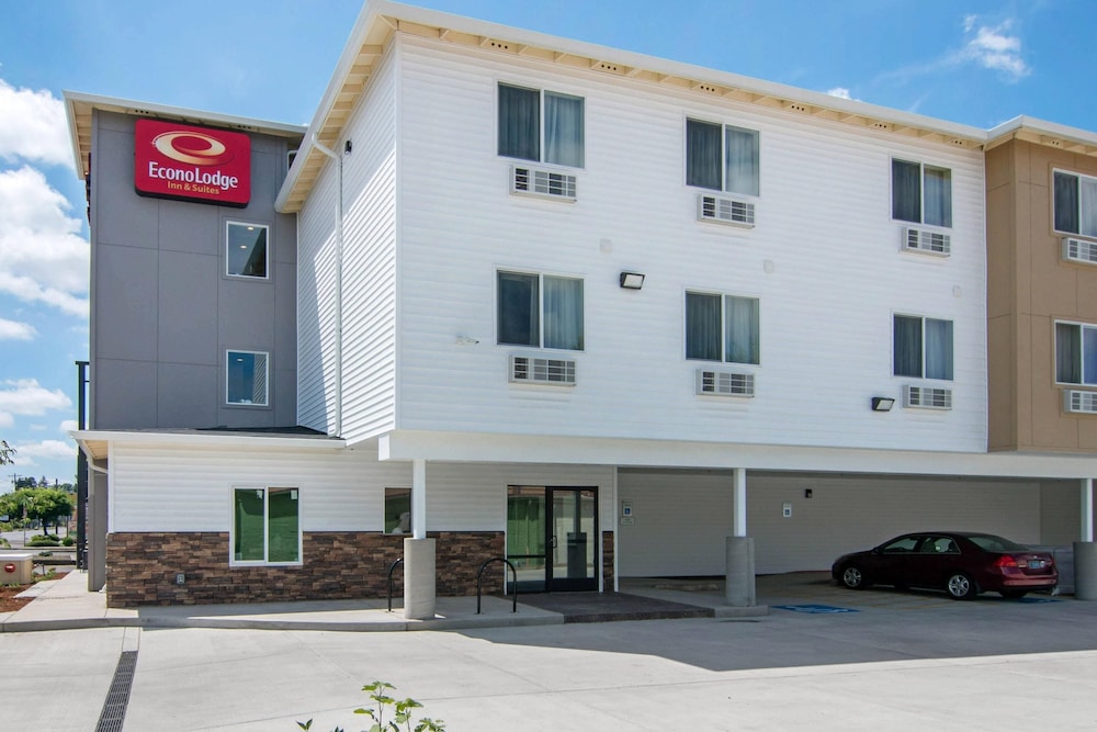 Econo Lodge Inn & Suites Springfield Main Street 50/63