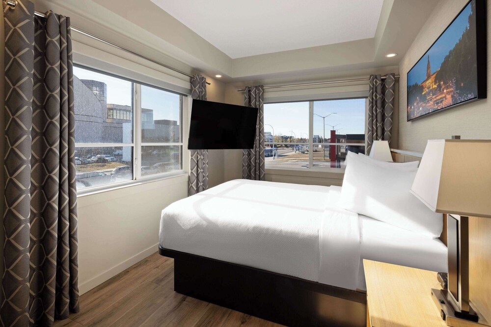 Baymont by Wyndham West Edmonton 16/50