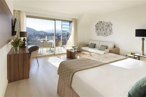 Junior Suite, Pool Access