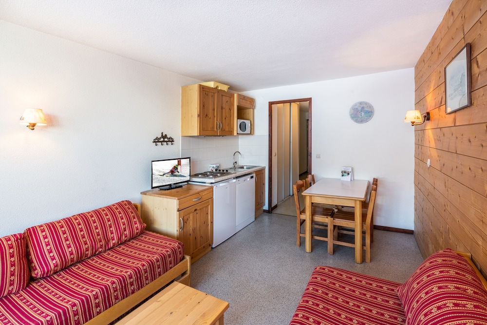Residence Vacanceole Le Grand Morillon 37/51