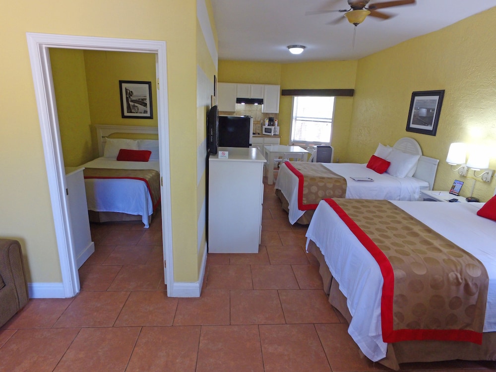 Ramada By Wyndham Suites South Padre Island 18/37