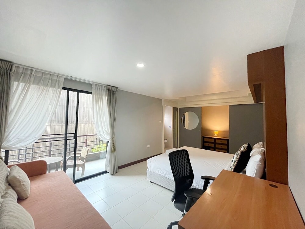 Hub53 Coworking & Coliving Space 12/31