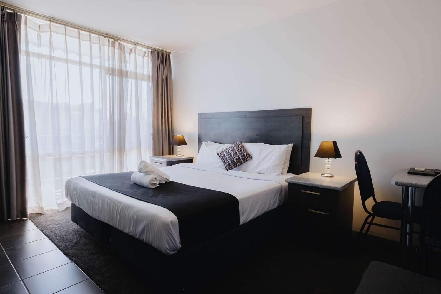 Room, Queen Bed