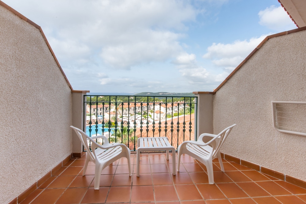 Valentin Son Bou Hotel Apartments 55/85