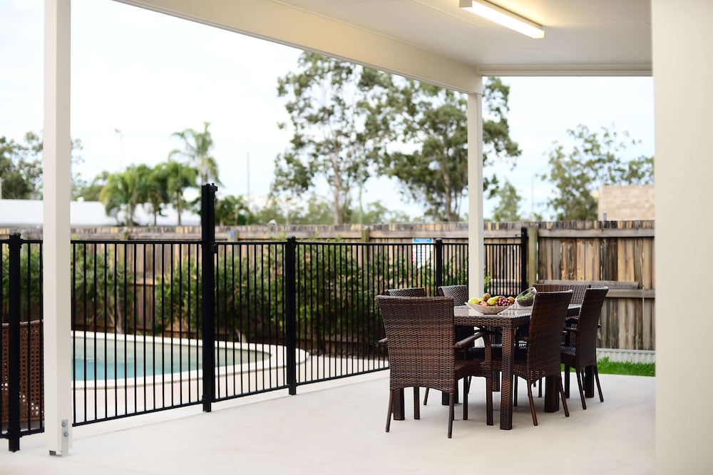 Oaks Middlemount Suites 43/53