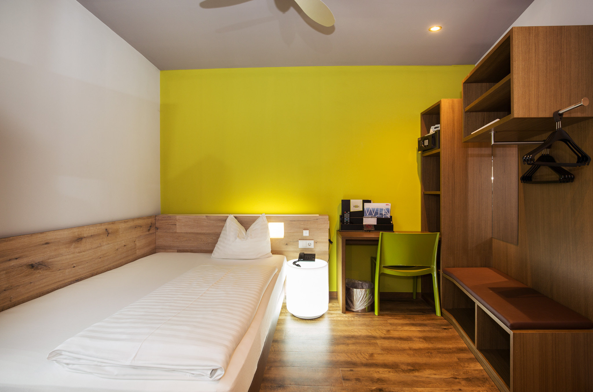 Basic Hotel Innsbruck 28/48