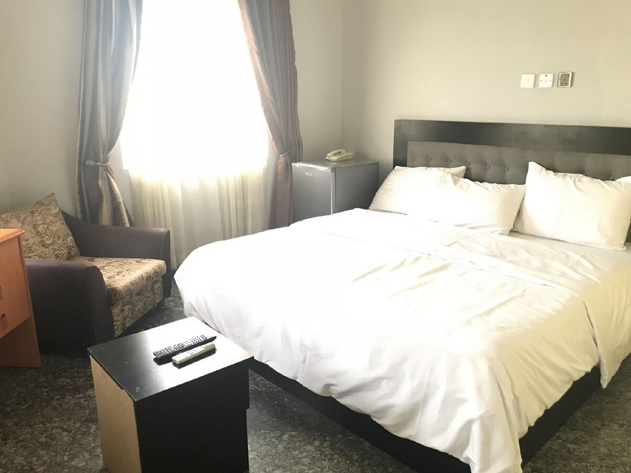 Pentagon Luxury Suites Enugu 10/28