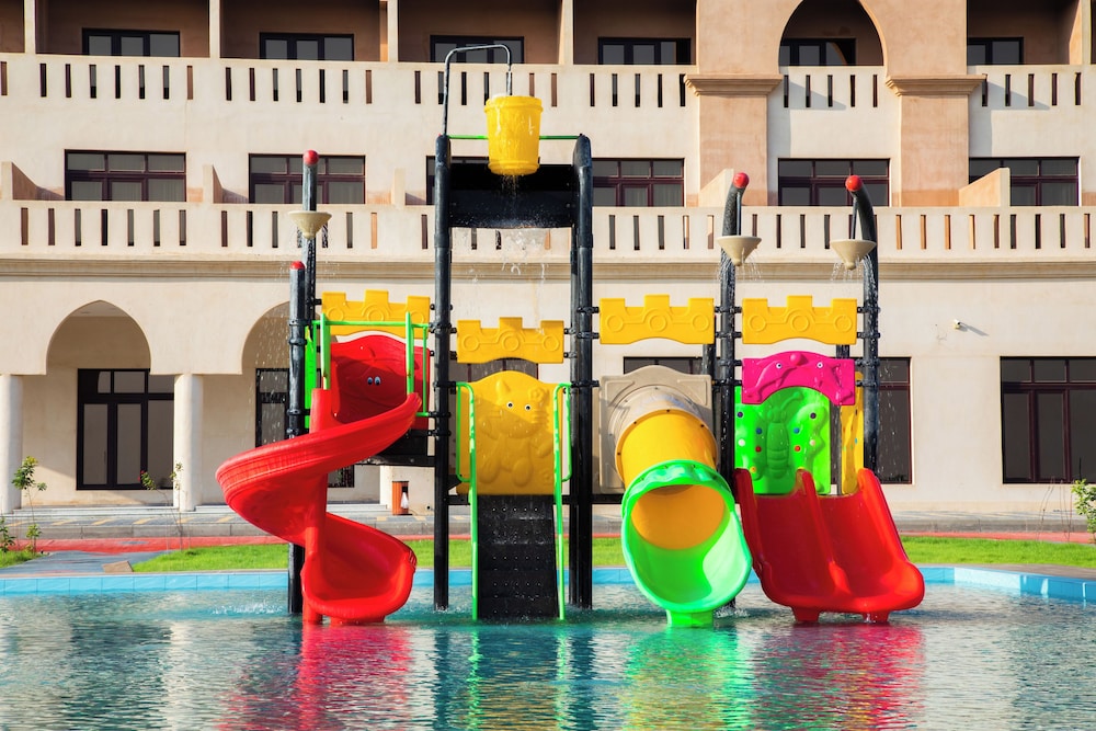 فندق كونتينينت العقير(Continent Hotel Al Uqayr) 26/35