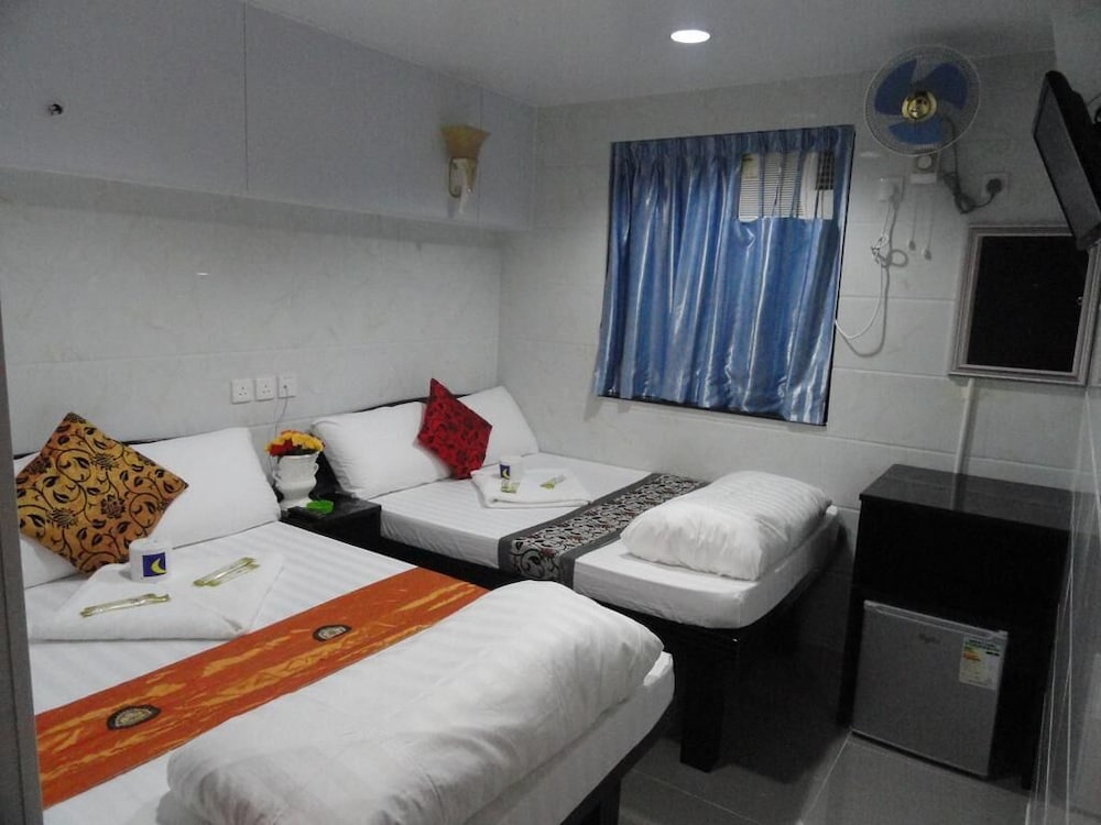 FAMILY, 2 DOUBLE BEDS