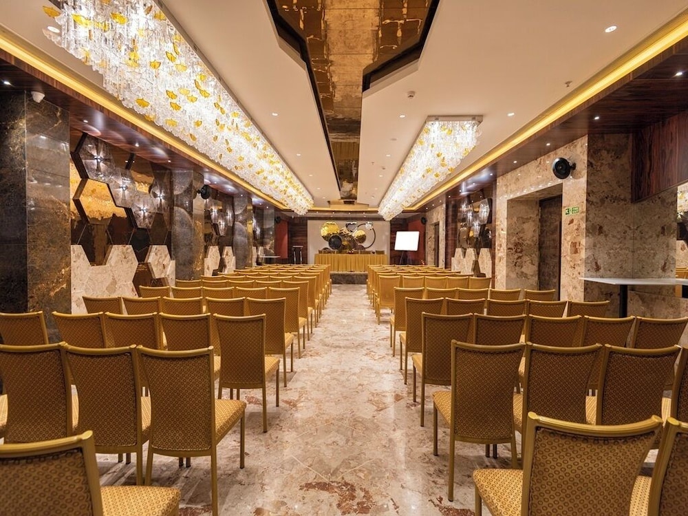 Hotel Park Elanza Coimbatore 30/38