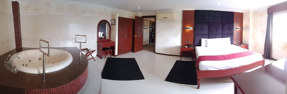 Hotel Royal Amsterdam 10/37