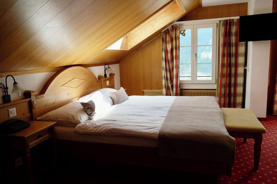 Superior, Twin Beds, Eiger View