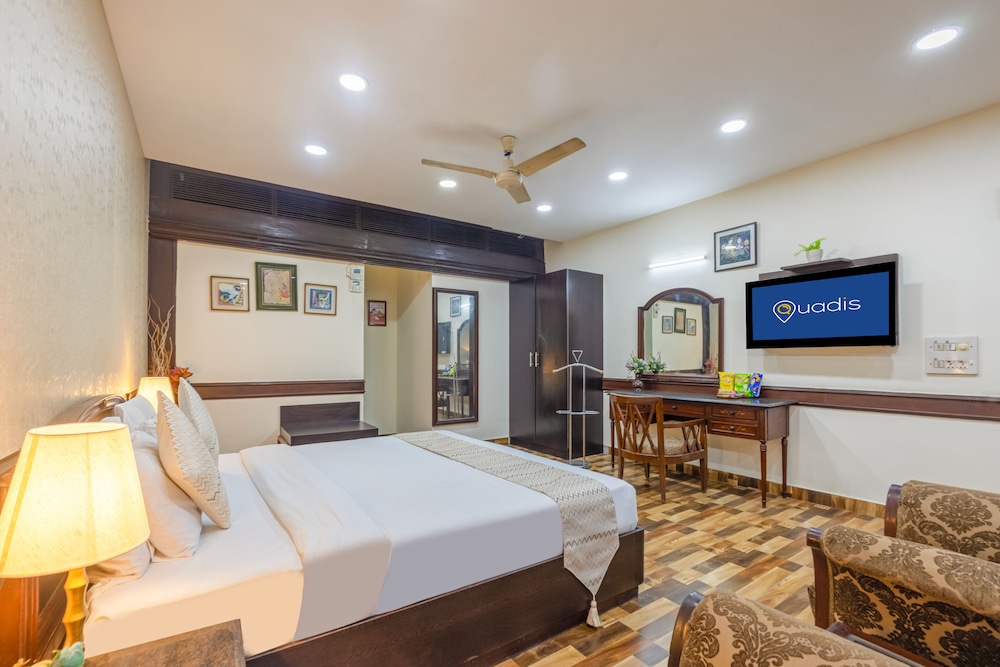 Amar Inn 33/57