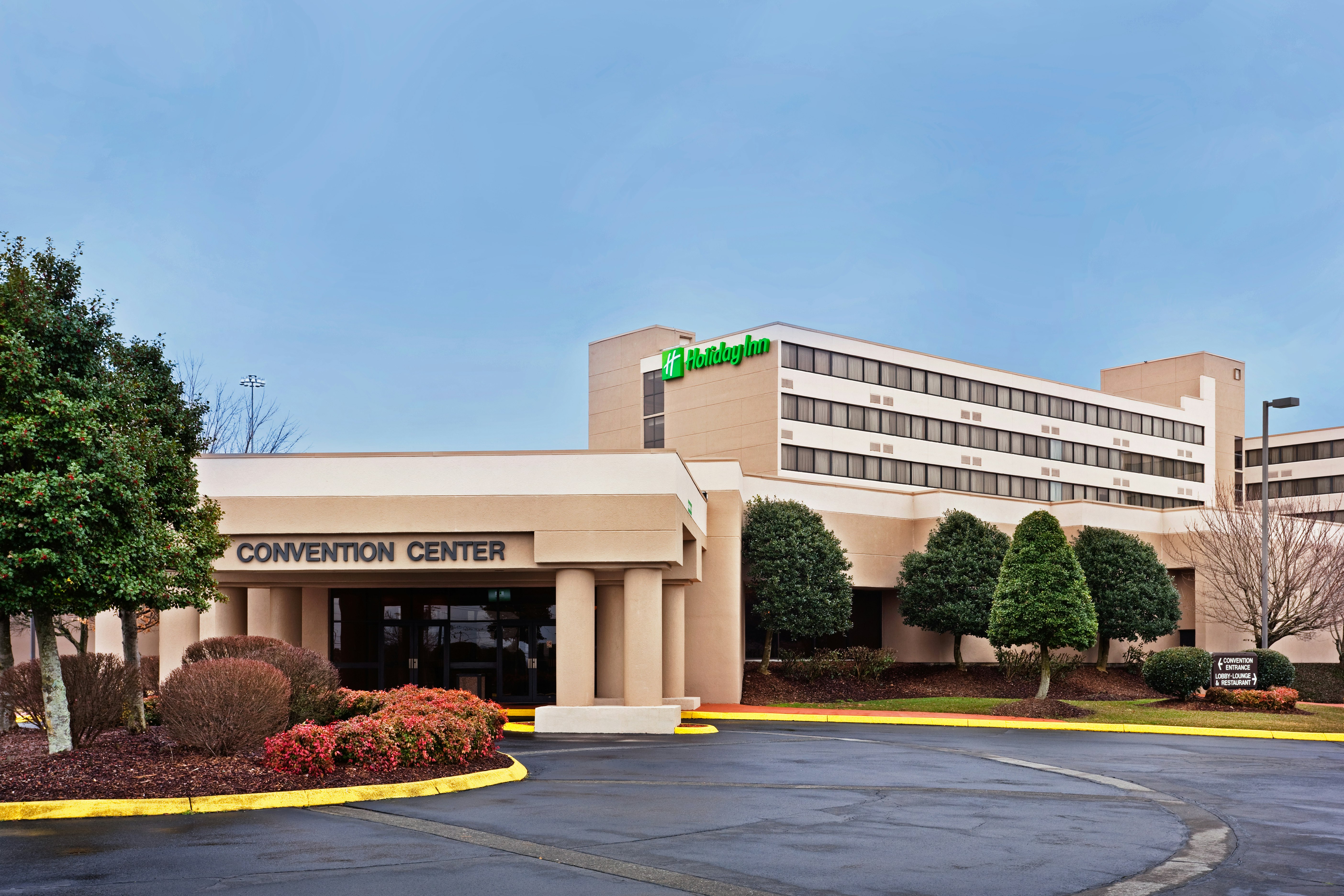 Holiday Inn Johnson City 74/79