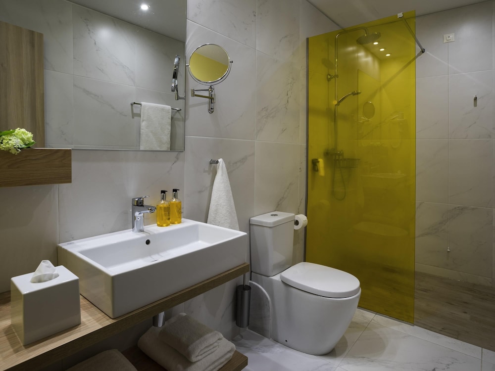 Ibis Styles Athens Routes in ATHENS