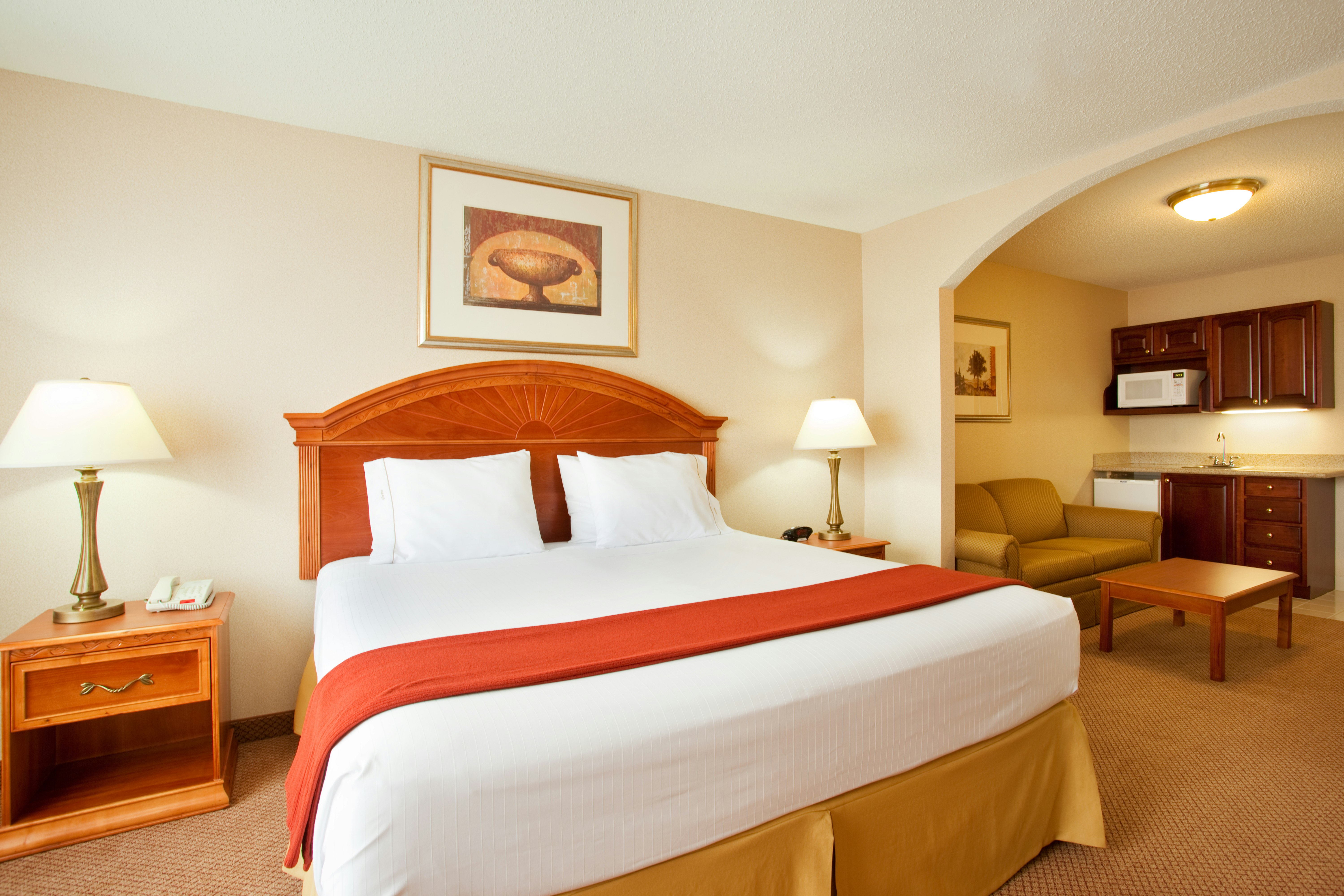 Holiday Inn Express Hotel Suites Logansport 25/70