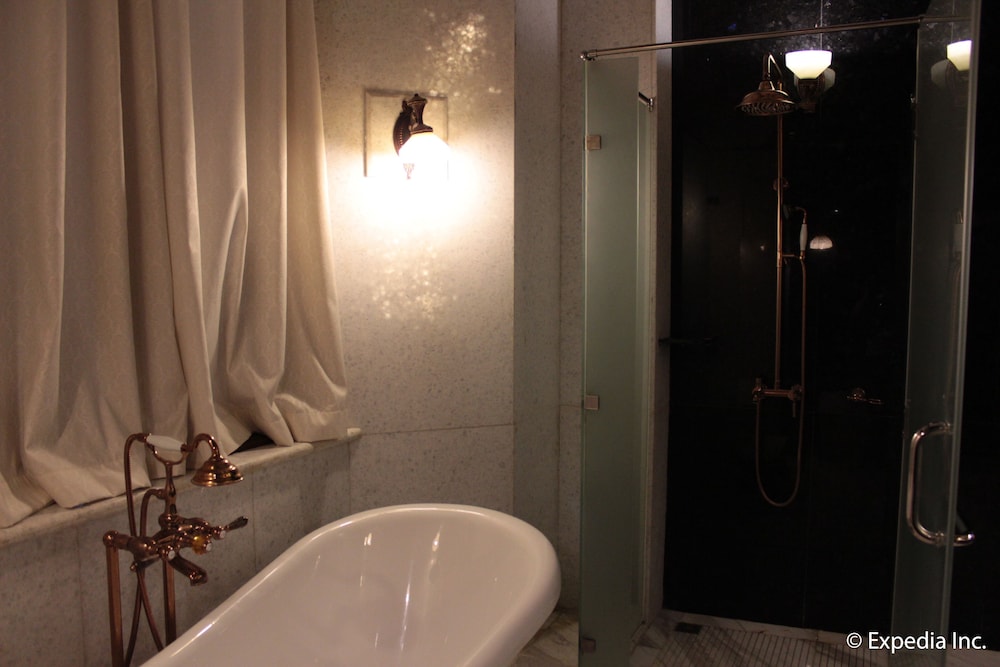 Hotel Luna 52/56