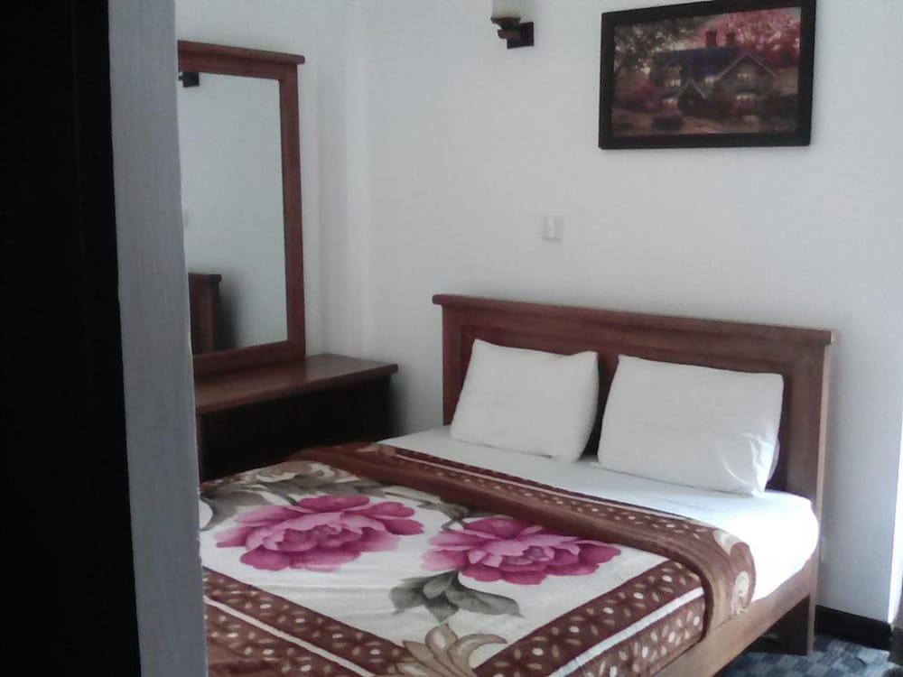 3 BEDROOMS, APARTMENT