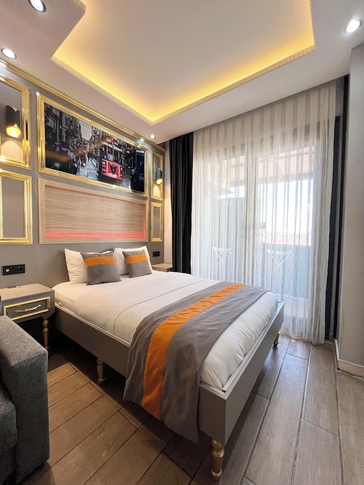 Taksim Larissa Hotel 16/50