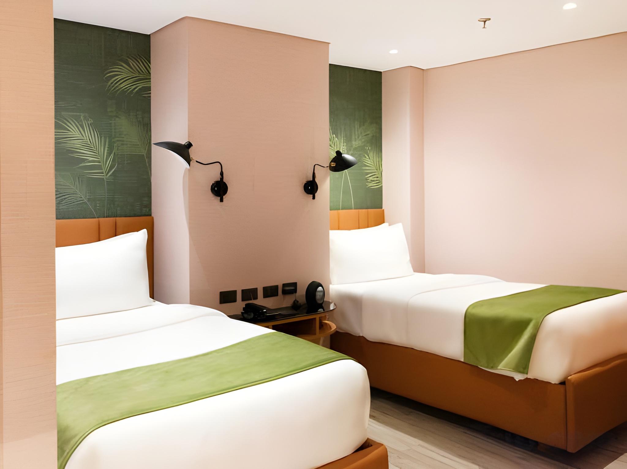 Interior, Twin Beds, No Window