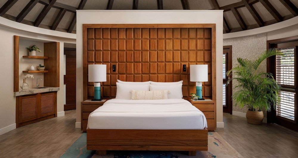 Swim Up, Sanctuary, Villa, King Bed, Butler, Private Pool
