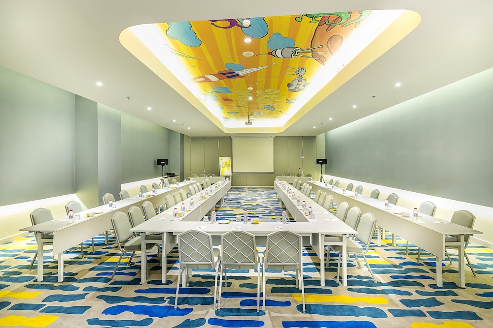 Yello Hotel Harmoni Jakarta 60/64