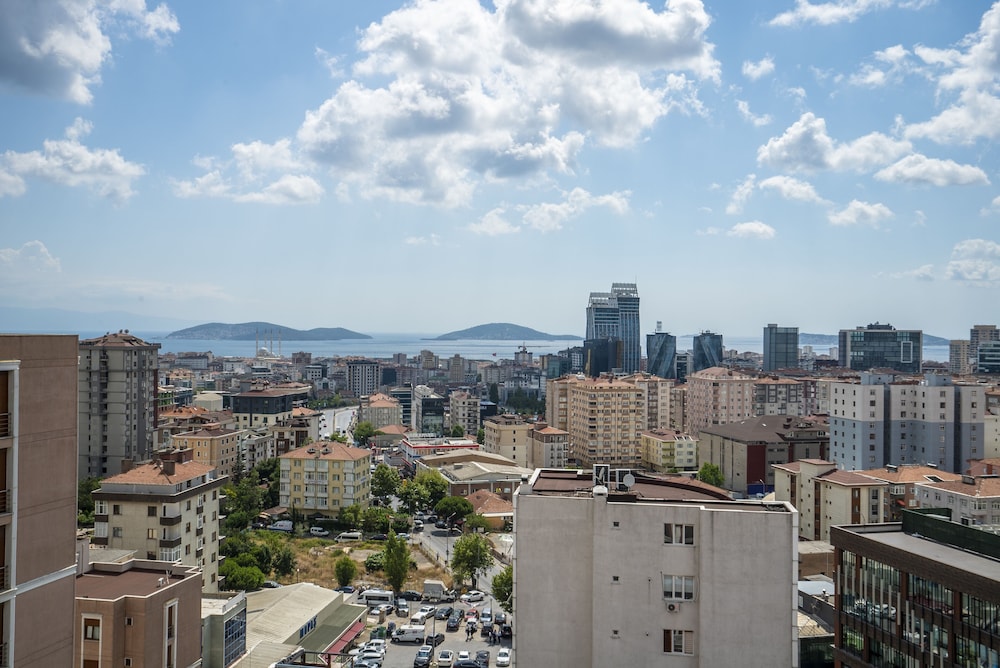 Rhiss Hotels Maltepe 45/50
