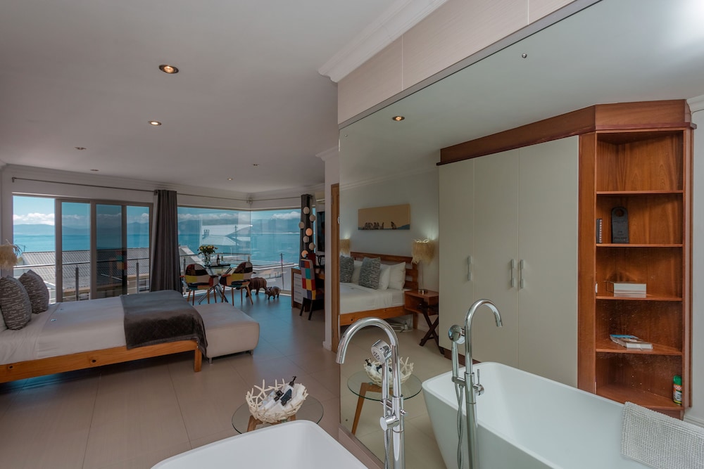 Sea Star Lodge 44/45
