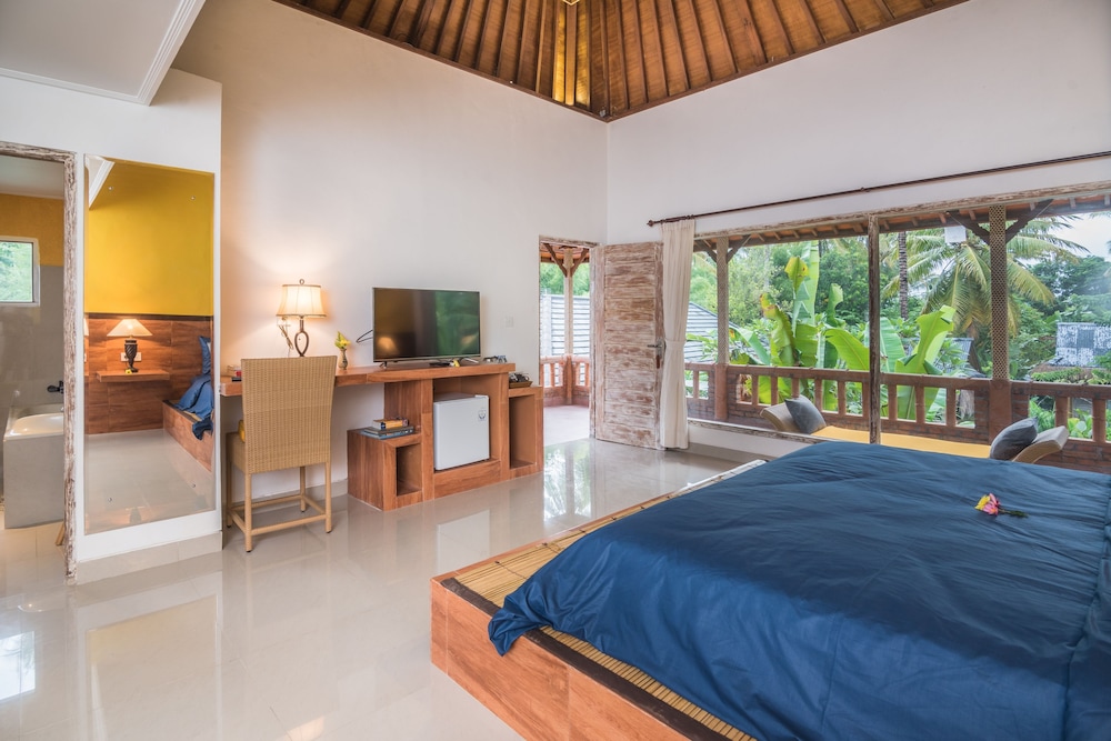 Ubad Retreat 30/69