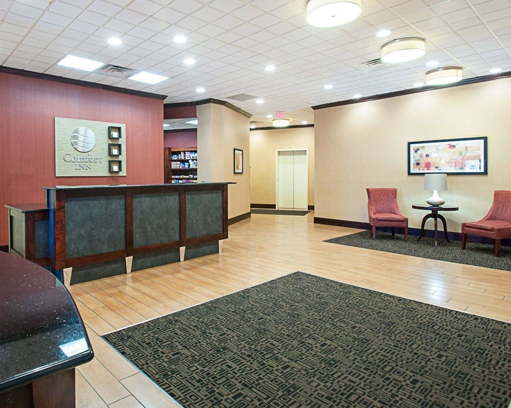 Comfort Inn Ballston 6/42
