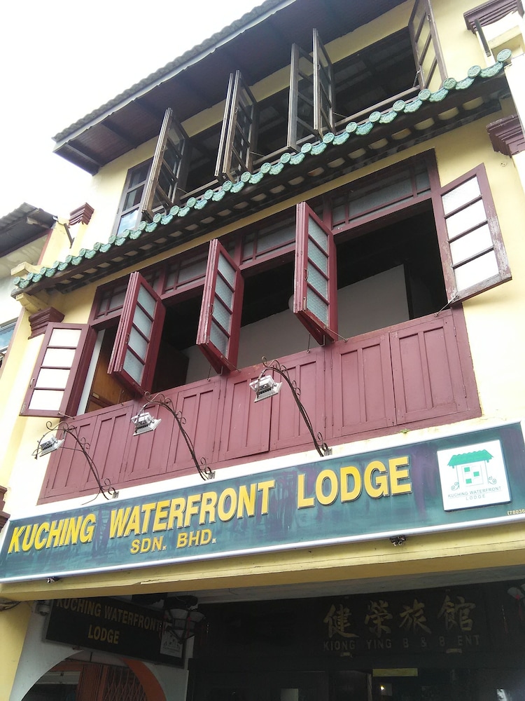 Kuching Waterfront Lodge 2/40