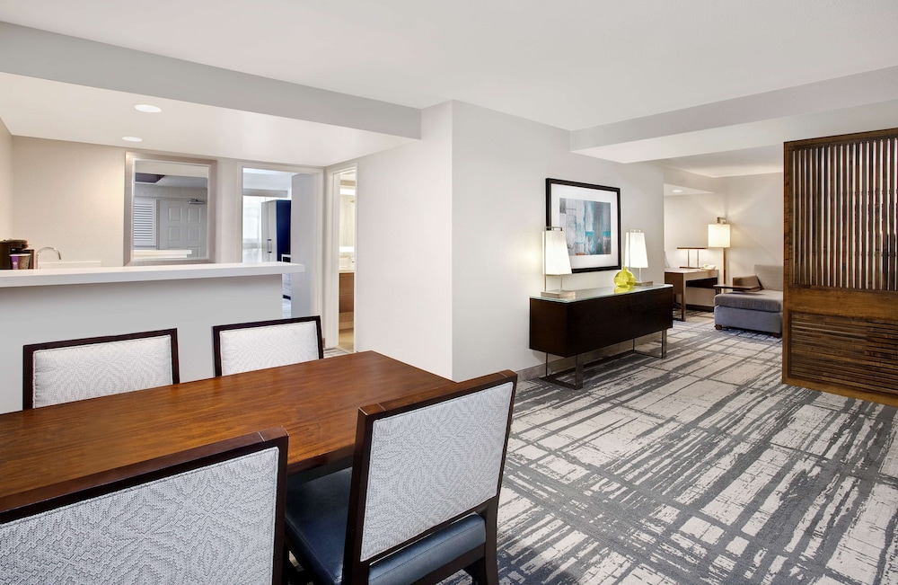 Embassy Suites by Hilton Orlando International Drive Convention Center 11/49