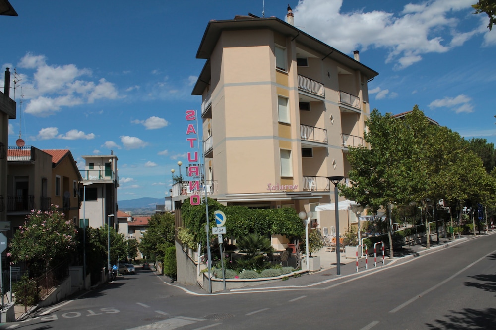 Hotel Saturno 21/30