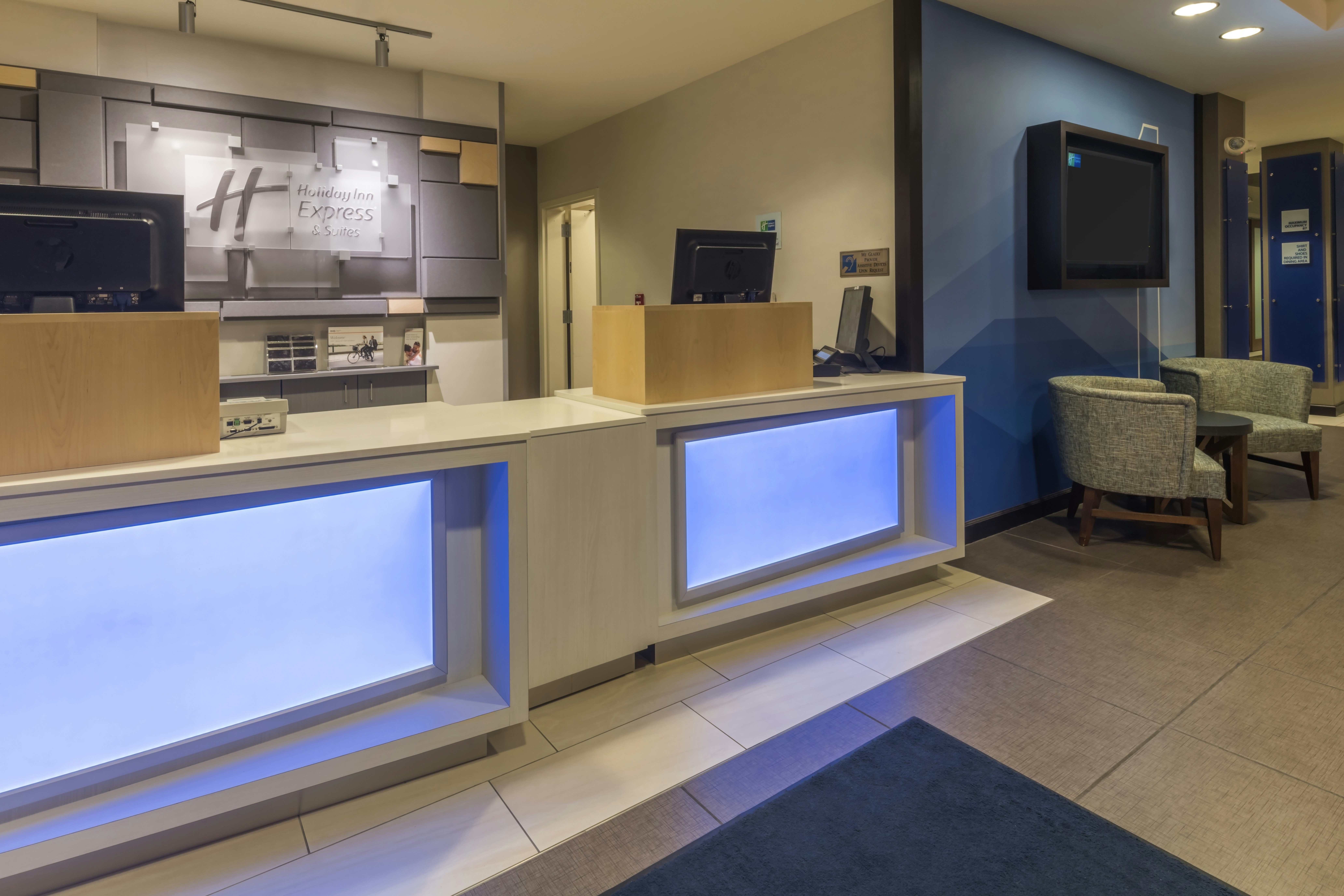 Holiday Inn Express Hotel and Suites Hays 2/53