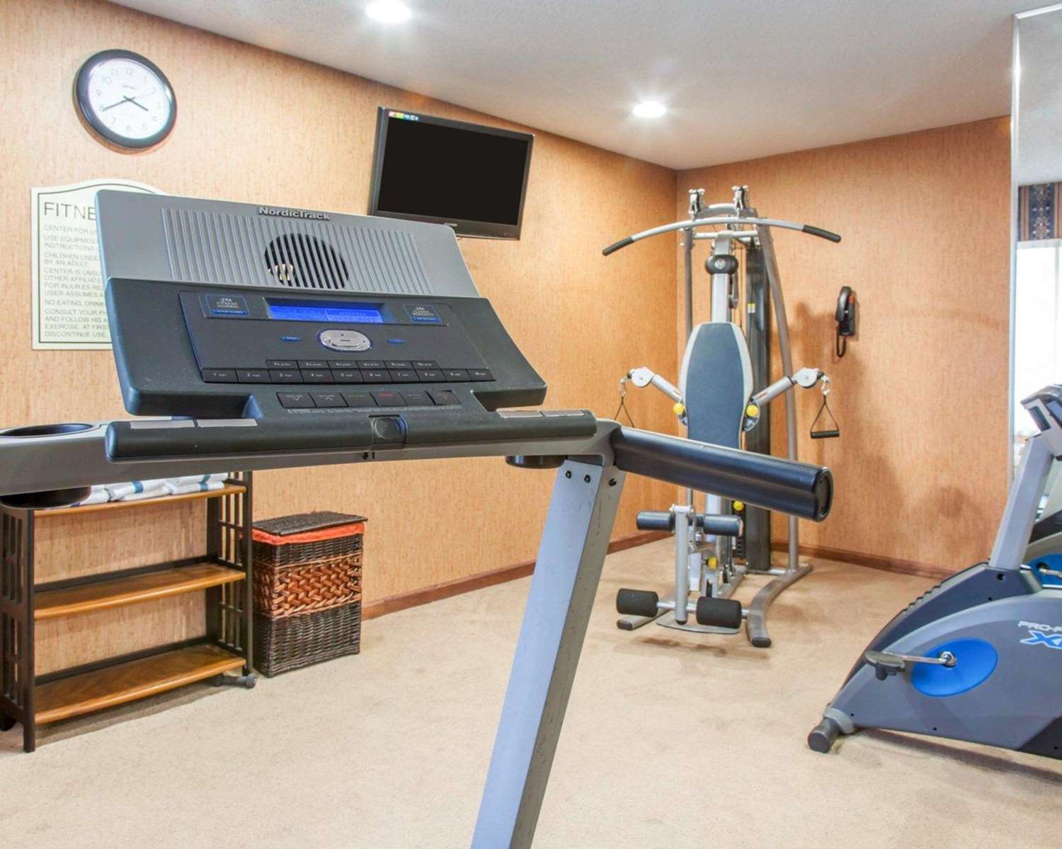 Quality Inn and Suites Meriden, CT 8/14