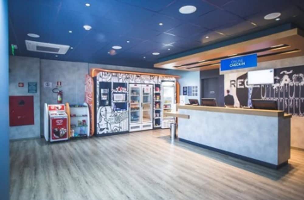 Ibis Budget Araraquara 14/67