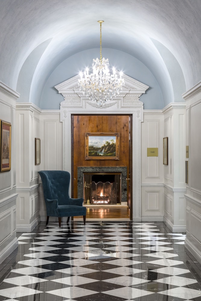 Glen Cove Mansion Hotel 11/51