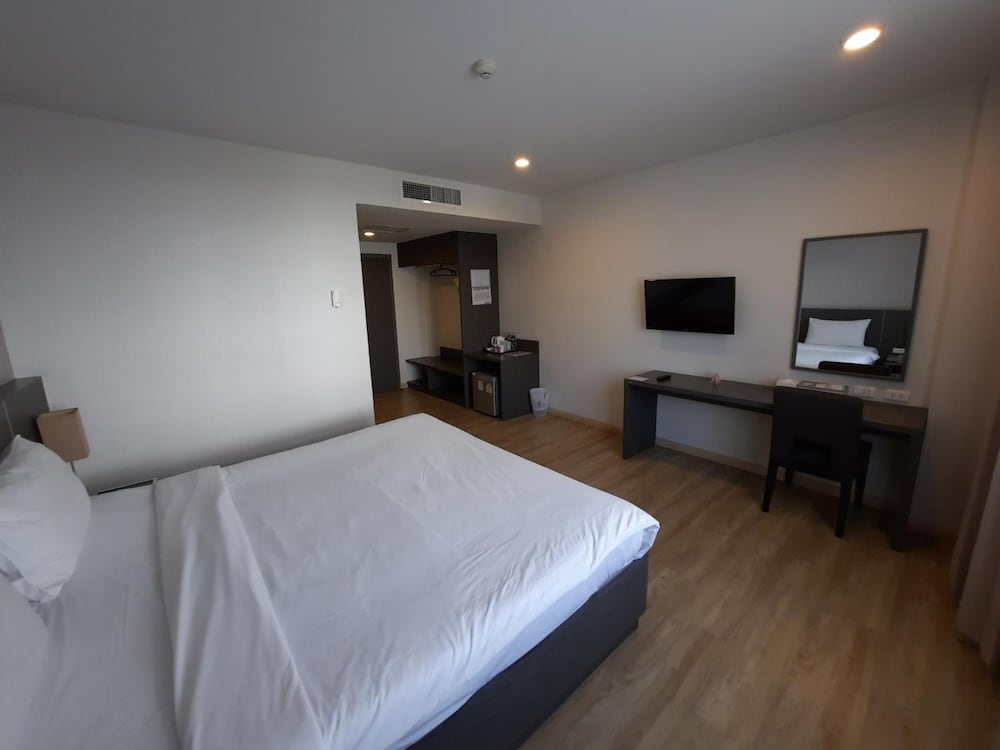 Leosor Hotel 30/58