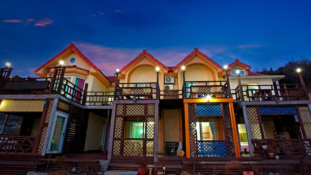 Gyeongju B House Pension 1/50