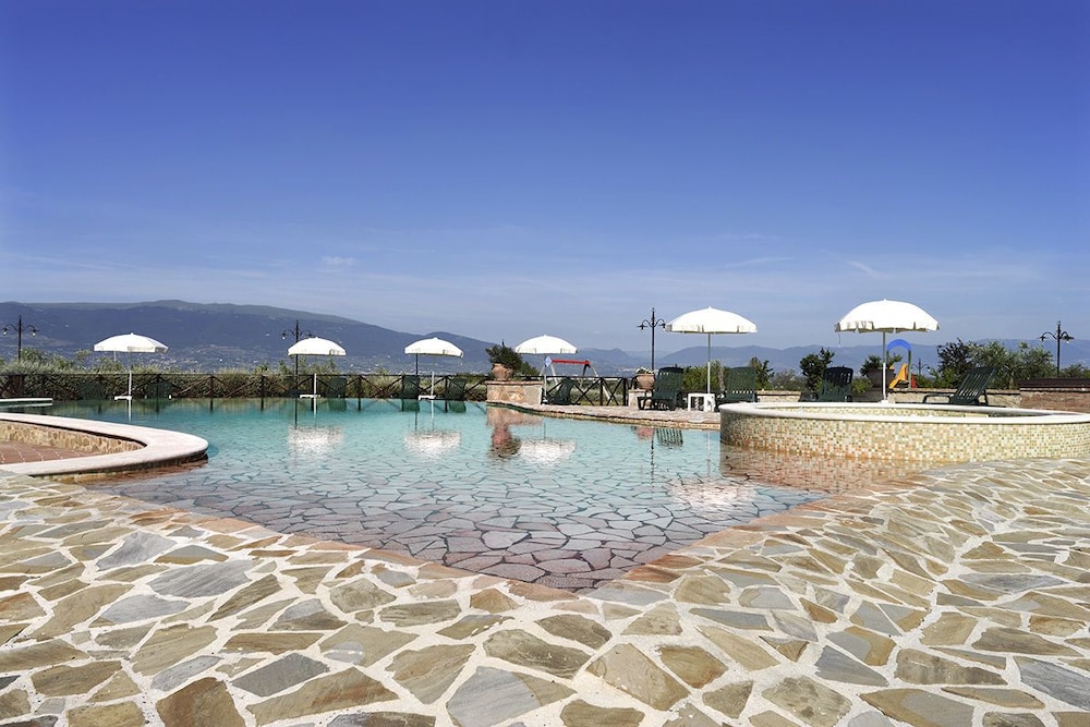 Tenuta Del Perugino 34/50